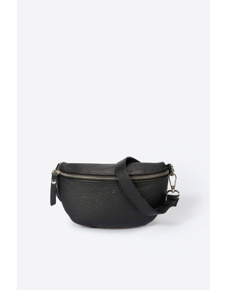 ISLA NERO Detachable Adjustable Belt Handbag - A Touch of Italian Luxury