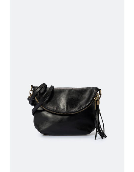 AGATA NERO Women's Shoulder Bag - A Timeless Italian Elegance