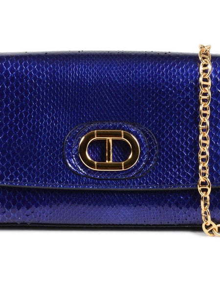 Dee Firenze Python Clutch: A Touch of Elegance