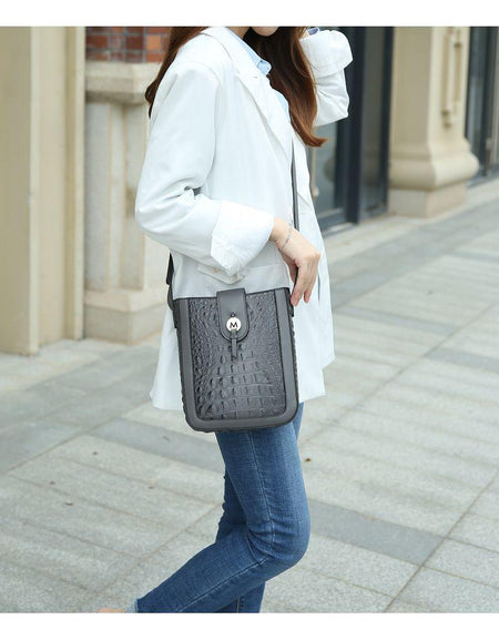 Mia K Molly Cross-body - A Touch of Luxe for Everyday Elegance