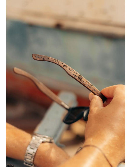 Eyewood | Engraved wooden sunglasses - Starlight-0