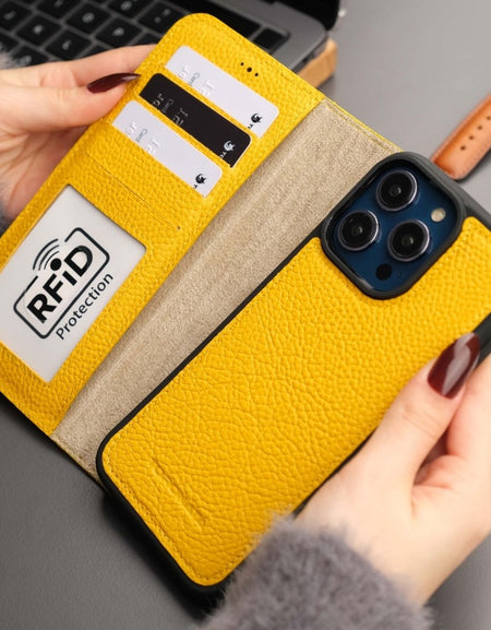 Casper iPhone 17 Pro Max Leather Wallet Case – MagSafe Compatible-11