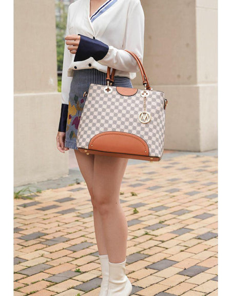 Gabriella Handbag with Wallet: A Statement of Elegance and Sophistication