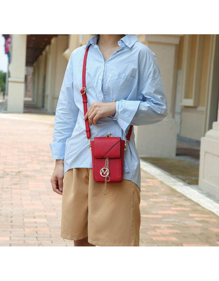 Hannah Crossbody & Wristlet: A Touch of Elegance