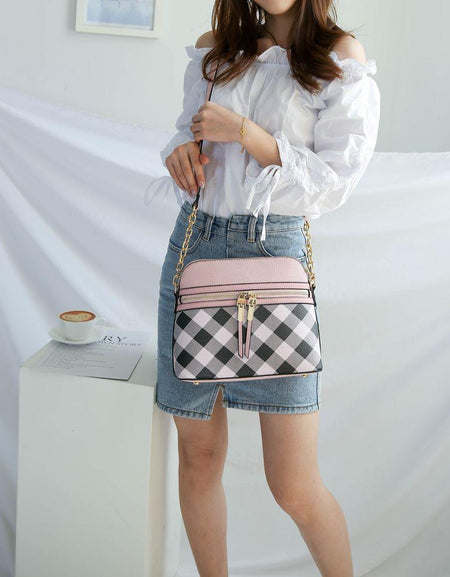 Suki Checkered Crossbody Handbag: Elevate Your Elegance