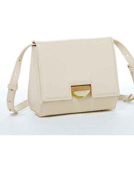 Elizabeth Off White Leather Saddle Bag - A Touch of Elegance
