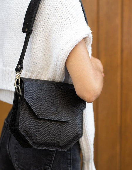 Hypatia Embossed Snake Print Purse