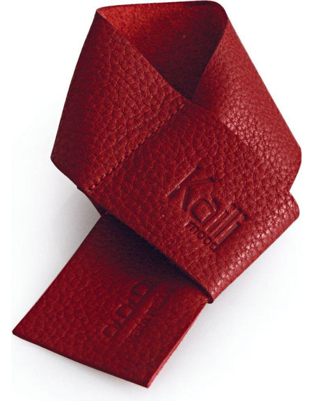 K0010VB | Salvagoccia per Bottiglia Made in Italy in Vera Pelle pieno fiore, grana dollaro - Colore Rosso. Dimensioni: cm 27 x 4 x 0,5. Confezione: Gift Box rigido fondo/coperchio-1