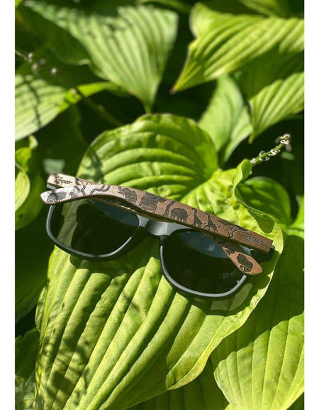 Eyewood | Engraved wooden sunglasses - Safari - Black -