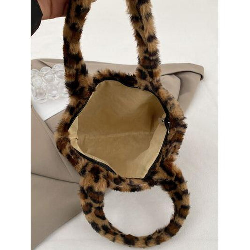 Load image into Gallery viewer, Leopard Fluff Handbag with Zip - A Touch of Opulence
