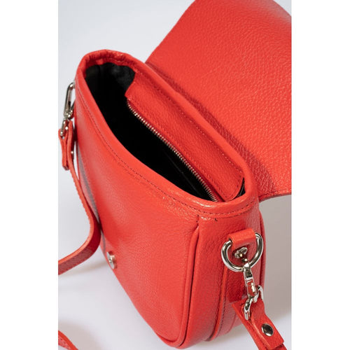 Load image into Gallery viewer, BELA CELESTE Woman&#39;s Shoulder Bag – A Masterpiece of Italian Craftsmanship
