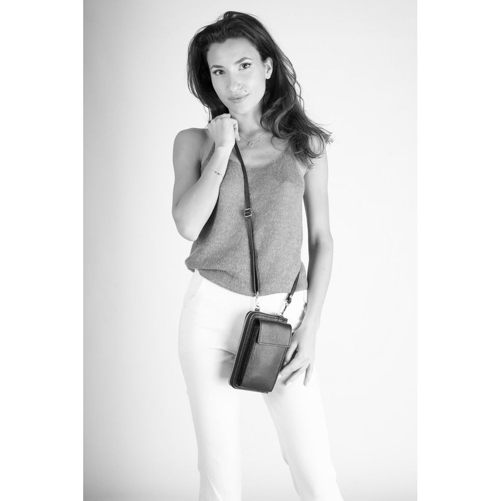 MAVIS LILLA: The Ultimate Designer Handbag for Elegance and Style