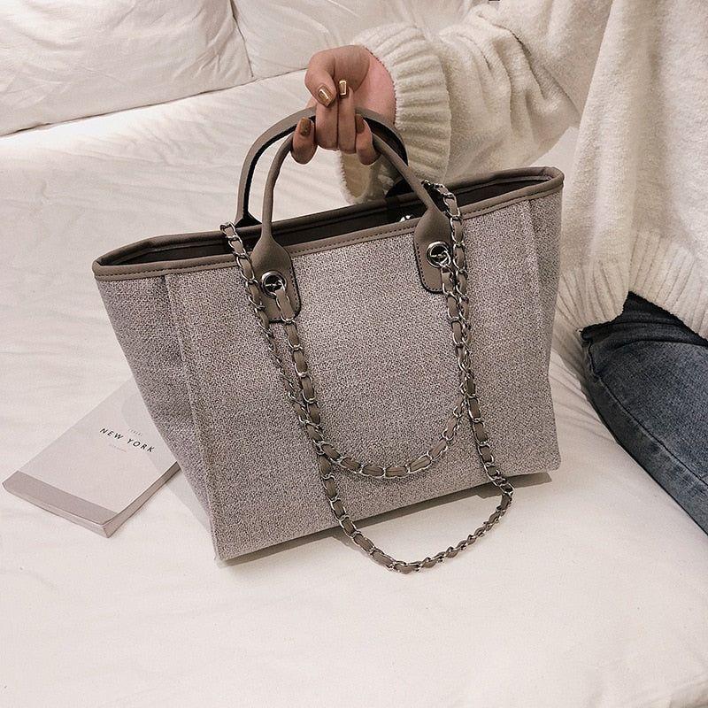 Luxurious Women's Simple Canvas Handbag for Daily Life