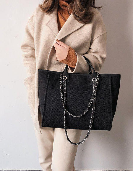 Luxurious Women's Simple Canvas Handbag for Daily Life