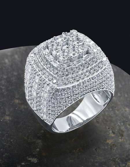 MYSTIQUE Silver Ring - Exquisite Solitary Elegance
