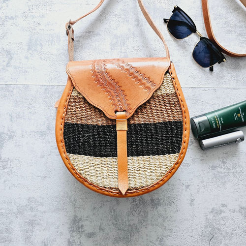 Load image into Gallery viewer, Handmade Sisal Handbag | Fully lined with an Adjustable Strap
