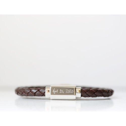 Load image into Gallery viewer, Handwriting Engraved Twisted Leather Bracelet
