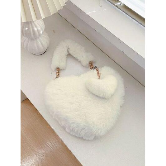 Luxurious Heart Shape Faux Fur Handbag