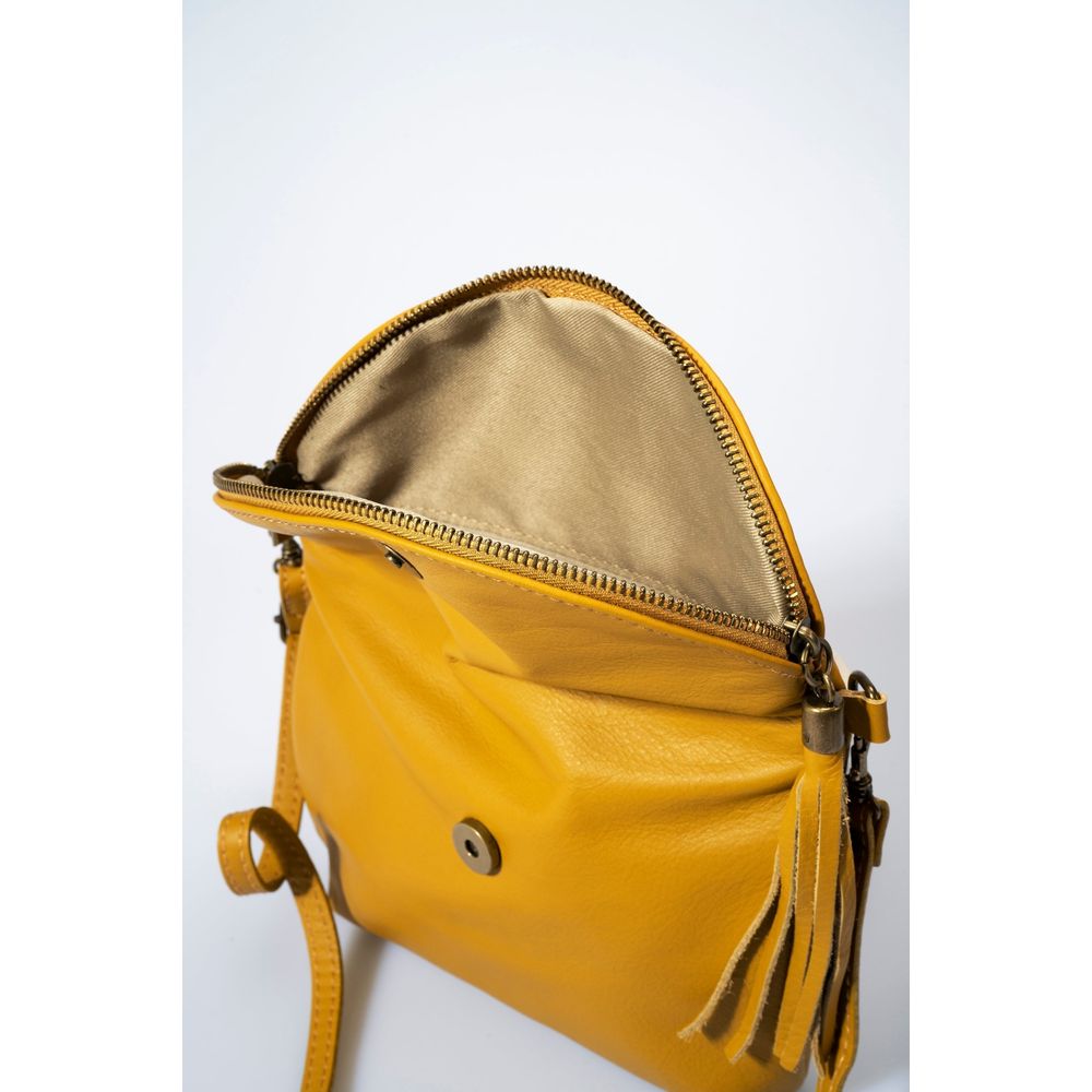 AGATA METAL GUN: Elegant Full Grain Calfskin Leather Shoulder Bag