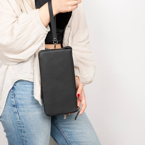 Load image into Gallery viewer, Majeste Leather Clutch Bag-3
