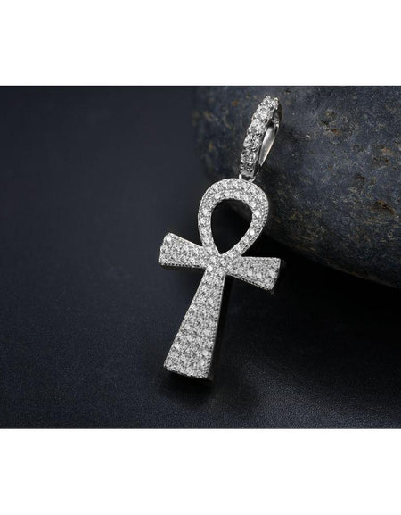 Bling Master 925 Pendant: Elegance Redefined