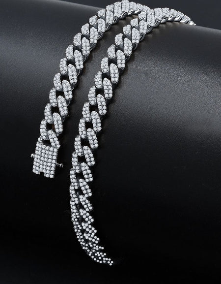 CAMEO 8MM Cuban Chain - Luxurious Bling Fashion Accessory