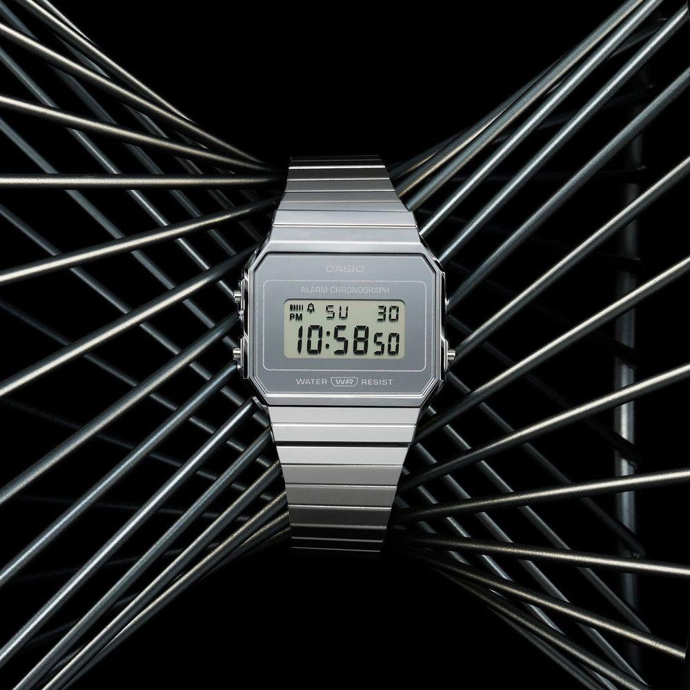 CASIO VINTAGE Mod. ICONIC SLIM SILVER-1