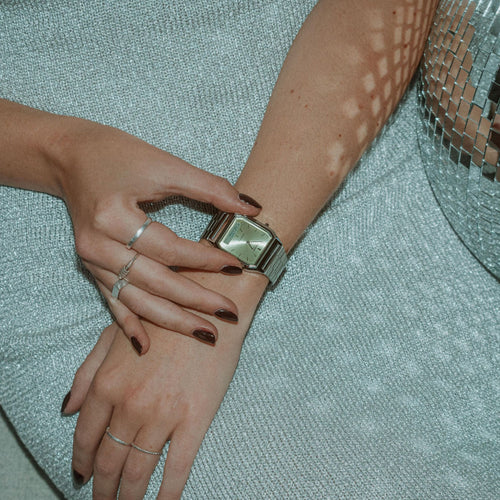 Load image into Gallery viewer, CASIO VINTAGE Mod. EDGY COLLECTION SUNRAY DIAL - GREEN LEMON-1
