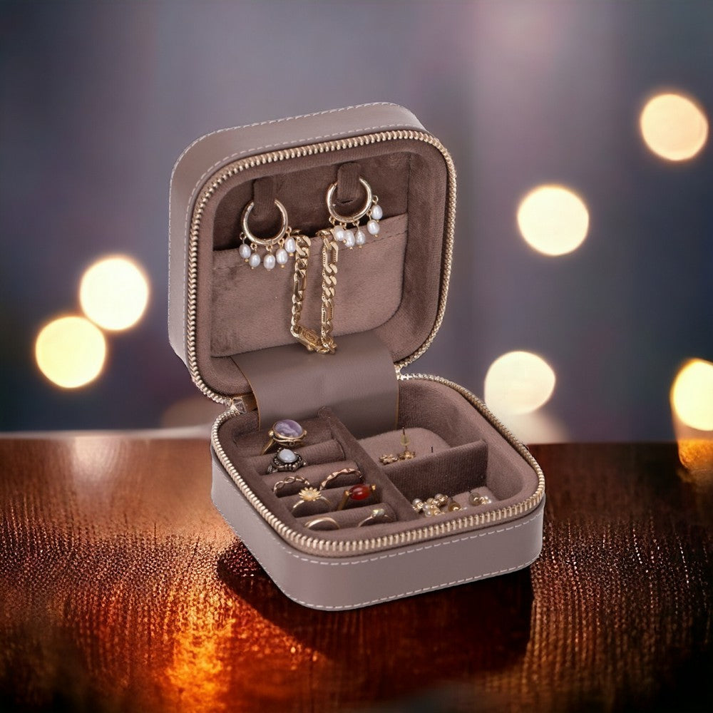 Amanda Leather Jewelry Box-2