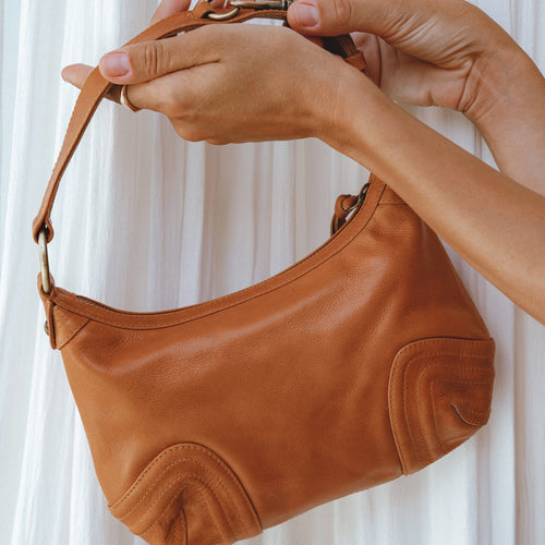 Load image into Gallery viewer, Belissima Mini Leather Shoulder Bag
