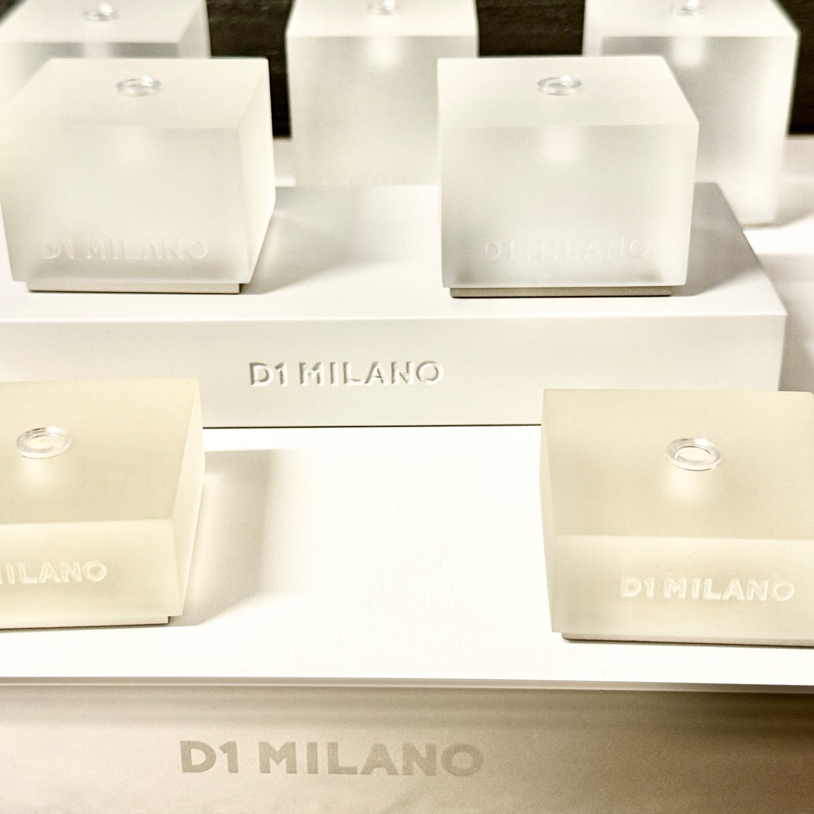 D1 MILANO 11 WATCHES OFFICIAL DISPLAY - 45 x 45 x 30 cm-1