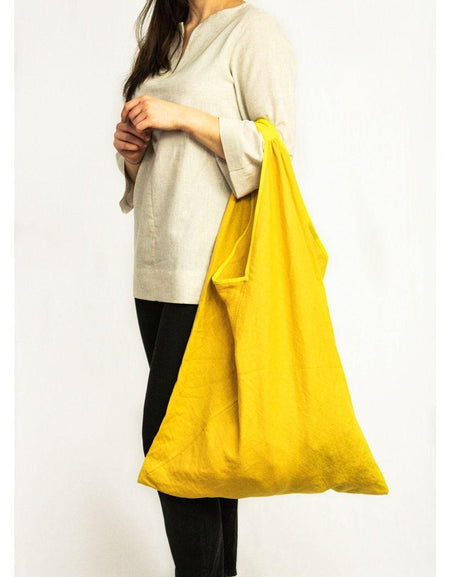 Lemon linen triangle bag
