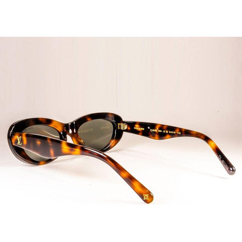 Load image into Gallery viewer, LV Fame Oval Sunglasses
