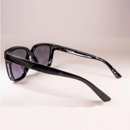 Load image into Gallery viewer, BALENCIAGA SUNGLASSES BB0152SA 001
