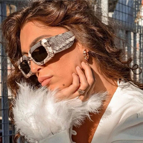 Load image into Gallery viewer, Square vintage style Sunglasses
