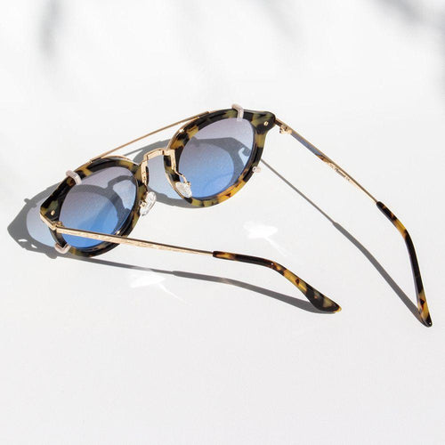 Load image into Gallery viewer, Vintage Raider Deluxe Clip S2
