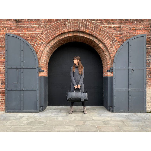 Load image into Gallery viewer, The Endre Weekender | Vintage Leather Duffle Bag
