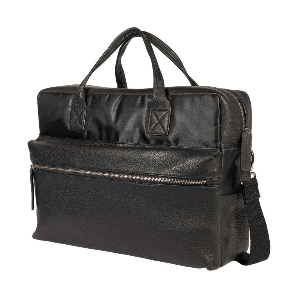 K0043AB | Briefcase in Nylon Waterproof/Vera Pelle pieno fiore con leggera grana - Colore Nero - Pochette interna - Accessori Silver lucido - Dimensioni cm 39 x 30 x 12 - Confezione: Sacchetto Tnt-1