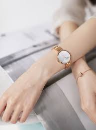 CALVIN KLEIN Mod. WAVY-9