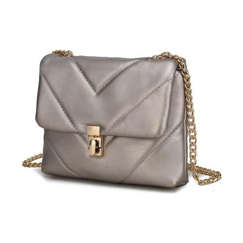 Load image into Gallery viewer, Ellie Small Crossbody Bag: A Chic Statement of Elegance
