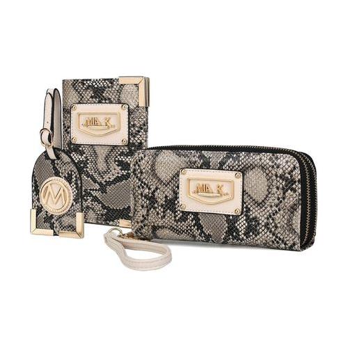 Load image into Gallery viewer, Darla Travel Gift Set: Exquisite Ensemble for the Discerning Traveller
