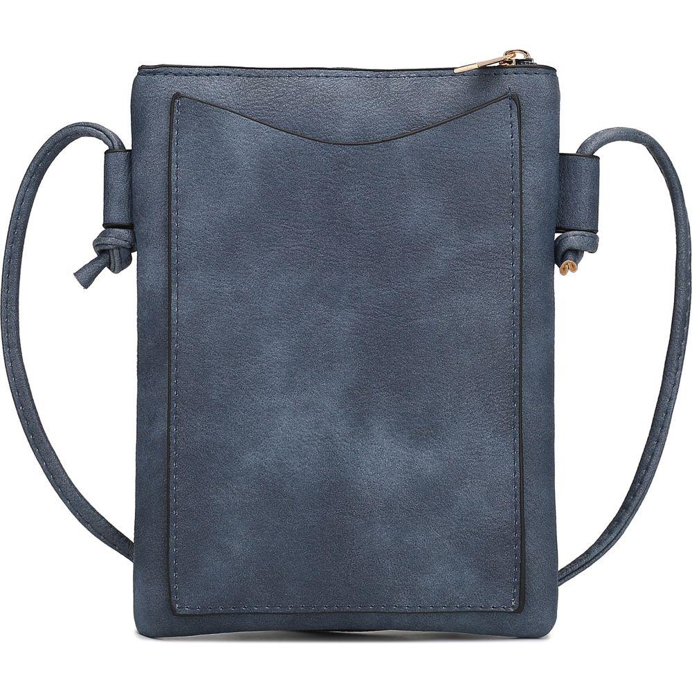 Willow Crossbody Bag: Elegance in Every Stitch