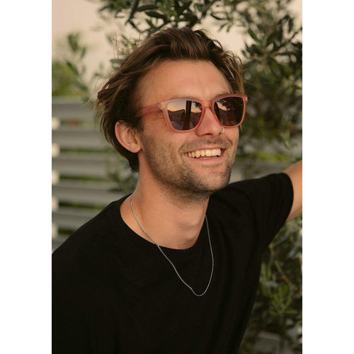 Load image into Gallery viewer, MOOD Wayfarer V2 - Cherry
