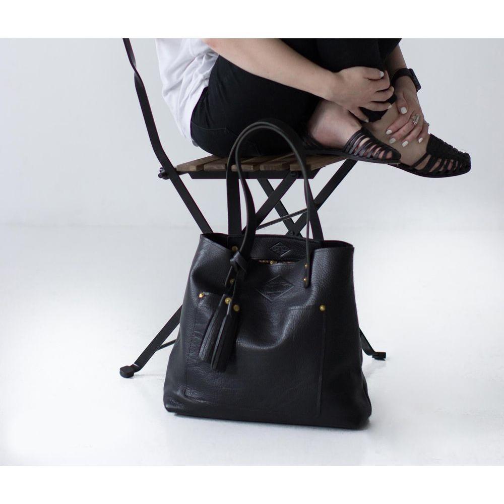 Lifetime Tote - Pebble