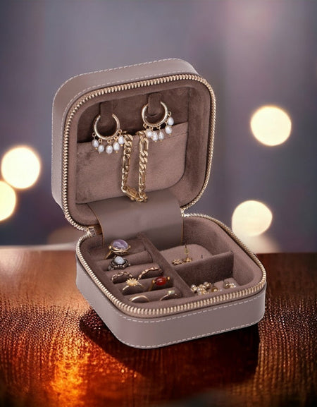 Amanda Leather Jewelry Box-0