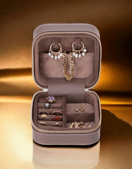 Amanda Leather Jewelry Box-1