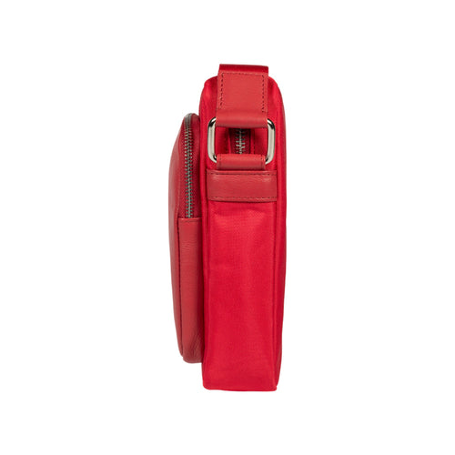 Load image into Gallery viewer, RB2002V | Borsa a Tracolla in Nylon/Vera Pelle, con leggera grana. Chiusura con lampo e tracolla regolabile - Colore Rosso - Dimensioni: cm 15,5 x 21 x 7. Confezione: Sacchetto in Tessuto non Tessuto-2

