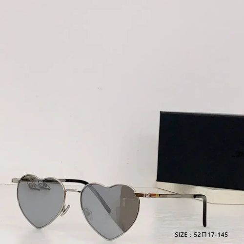 Load image into Gallery viewer, Heart a luv sunglasses
