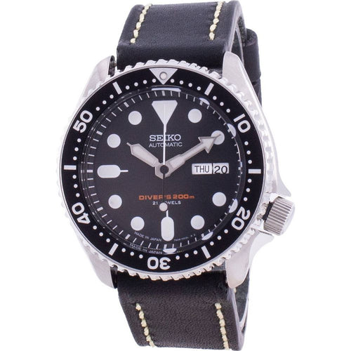 Load image into Gallery viewer, Seiko Automatic Diver&#39;s Black Dial SKX007J1-var-LS16 - Supreme Craftsmanship for the Discerning Gentleman
