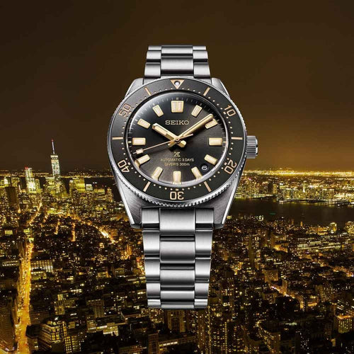 Load image into Gallery viewer, SEIKO PROSPEX Automatic 3 Days Diver&#39;s 300m - Special Edition 100th Seiko Anniversary + Extra Strap-3
